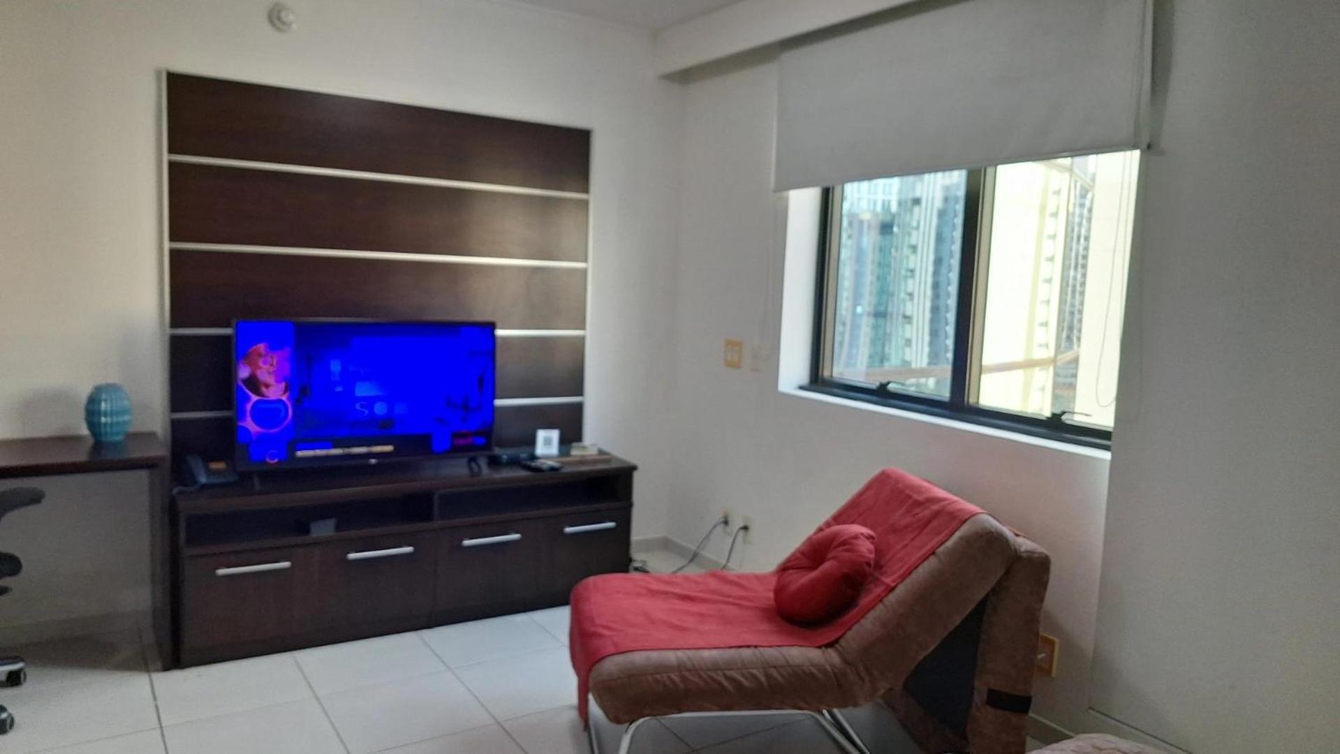 Apartamento Ibirapuera Excelente , Confortavel , Otima Localizacao